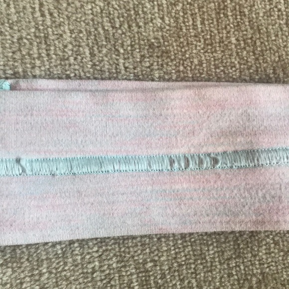 Lululemon headband - Picture 3 of 5